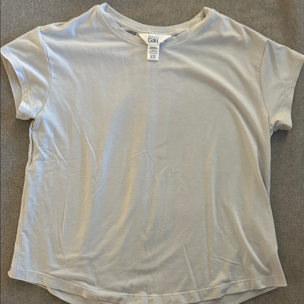 Athleta Girl Casual Gray T-Shirt
